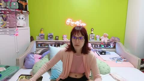 Snapshot of heraluna_ chatting on April 7, 2026, 7:47 pm HeraLuna online show from April 7, 2026, 7:47 pm