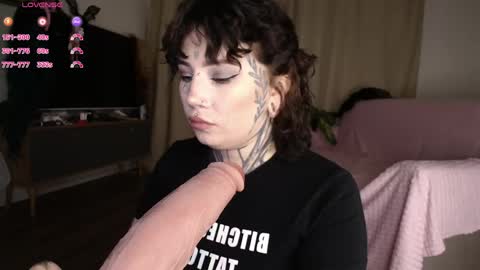 Snapshot of herbal_helpmepls chatting on May 9, 2026, 8:58 pm dirty Diana online show from May 9, 2026, 8:58 pm