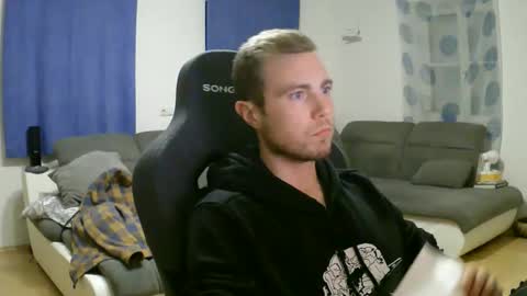 John Pearl online show from March 17, 2026, 7:28 pm