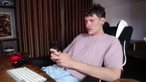 Gregblonde  Alextattoo online show from November 18, 2025, 1:33 am