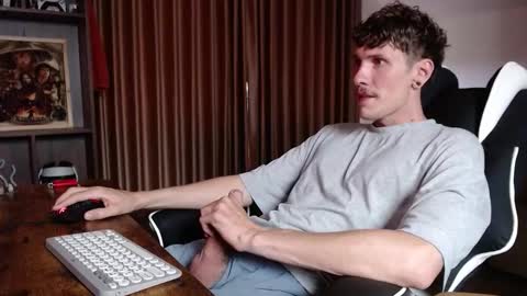 Gregblonde  Alextattoo online show from November 27, 2025, 1:29 am