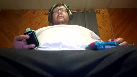 Hereforbootyyyy online show from July 6, 2026, 8:44 am