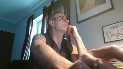 hering76 online show from March 4, 2026, 7:25 am