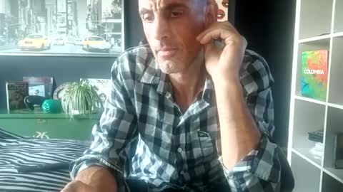 Snapshot of hermeticoo chatting on August 5, 2026, 7:17 pm hermeticoo online show from August 5, 2026, 7:17 pm