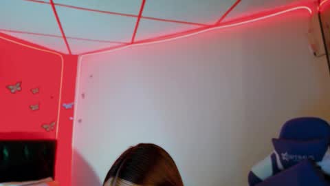 hermione_blonde online show from February 2, 2026, 4:49 pm