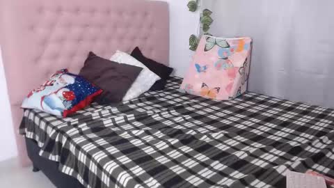 Alana online show from December 15, 2024, 1:02 am