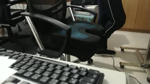 hero0111 online show from February 27, 2026, 9:20 am