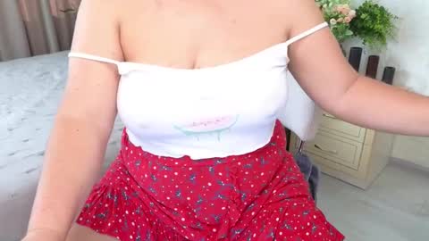 Maryana online show from November 12, 2025, 6:58 am