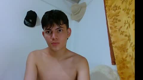 Snapshot of herrerabuitragroedwin chatting on May 20, 2026, 3:24 am valentin 123 online show from May 20, 2026, 3:24 am