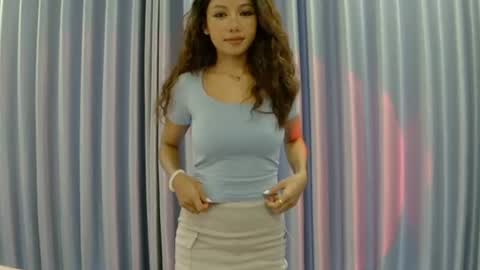 Snapshot of hersheys_aran chatting on June 21, 2026, 9:01 am Aran online show from June 21, 2026, 9:01 am