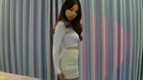 Snapshot of hersheys_aran chatting on July 20, 2026, 7:44 am Aran online show from July 20, 2026, 7:44 am