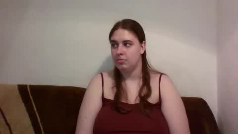 Snapshot of hess_luna_ chatting on October 1, 2025, 10:21 am hess_luna_ online show from October 1, 2025, 10:21 am