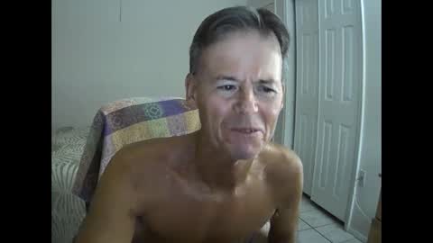 hewes1 online show from October 2, 2025, 8:32 am