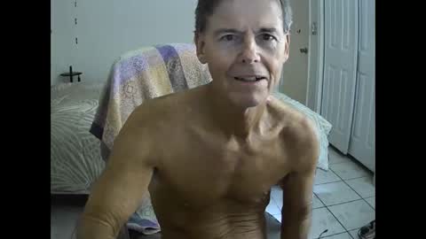 hewes1 online show from November 14, 2025, 10:58 am