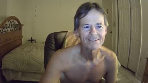 hewes1 online show from January 8, 2026, 9:44 am