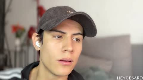 Snapshot of hey_cesard chatting on July 29, 2026, 2:15 pm hey_cesard online show from July 29, 2026, 2:15 pm