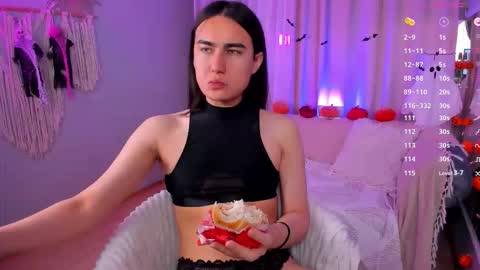 heyalena online show from October 19, 2025, 7:20 am