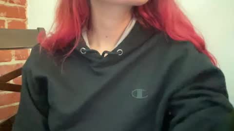 Snapshot of heybluebabe chatting on January 31, 2025, 5:30 am Blue online show from January 31, 2025, 5:30 am