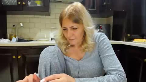 Heyheygrey online show from March 1, 2025, 3:49 pm