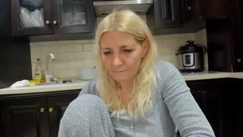 Heyheygrey online show from October 4, 2025, 5:55 pm