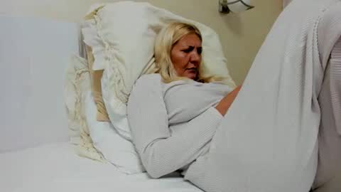 Heyheygrey online show from October 6, 2025, 9:40 am