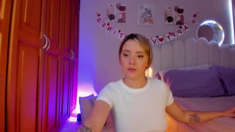 Martina Ricci Show schedule Monday to Friday 8am colombia time I work some weekends  online show from February 17, 2026, 3:29 pm