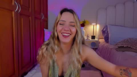 Martina Ricci Show schedule Monday to Friday 8am colombia time I work some weekends  online show from March 14, 2026, 1:49 pm