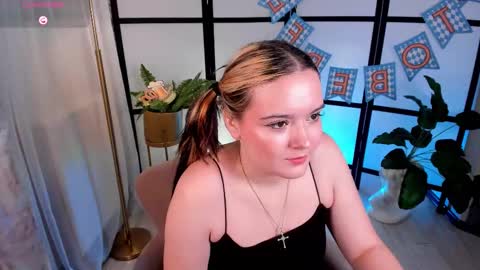 Snapshot of heymarybaby chatting on September 20, 2025, 4:13 am Amazing Mary online show from September 20, 2025, 4:13 am
