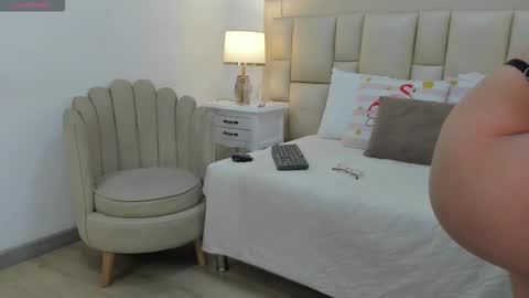 heysel  online show from February 16, 2026, 3:35 am