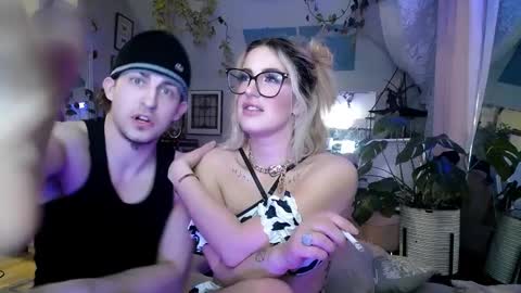 heysiriandstevejobs online show from February 26, 2025, 1:53 am