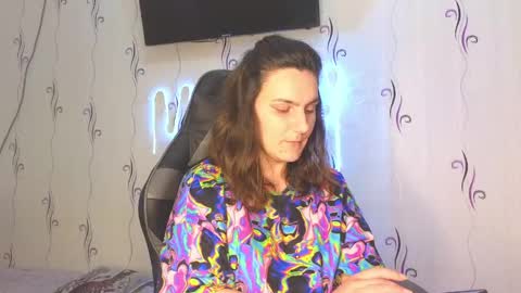 Heyy baddie online show from May 15, 2026, 7:15 am