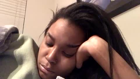 heyyou301990 online show from November 20, 2025, 7:08 am