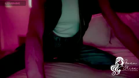 Gwen Elise online show from November 4, 2025, 1:48 am