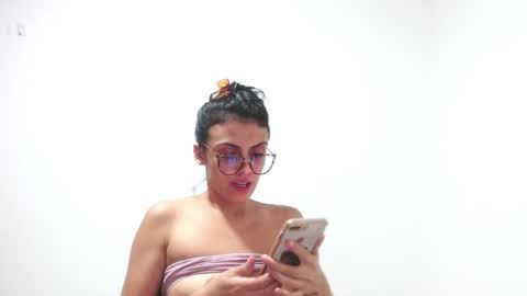 Eva online show from February 27, 2025, 1:05 am