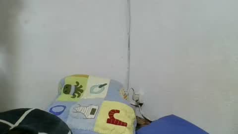 hheritinaa online show from September 12, 2025, 4:29 pm