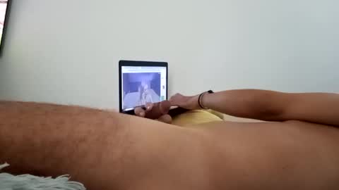 hhhthehot online show from March 9, 2025, 5:06 pm