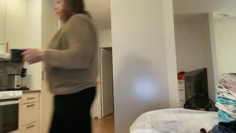 hichemlacoste333 online show from November 1, 2025, 3:47 pm