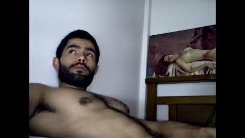 hideonbush online show from November 6, 2025, 2:12 am