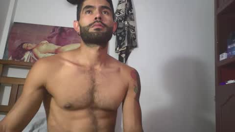 hideonbush online show from April 28, 2026, 3:39 pm