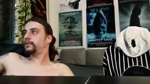 Snapshot of highandhell chatting on April 13, 2026, 5:29 pm Highandhell online show from April 13, 2026, 5:29 pm