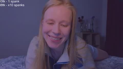 Chloe online show from March 3, 2025, 11:56 pm