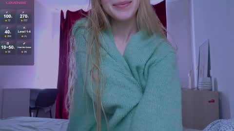 Snapshot of hihi_im_chloe chatting on April 1, 2026, 5:52 am Chloe online show from April 1, 2026, 5:52 am