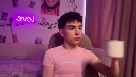 twinkvadusha online show from February 25, 2026, 12:26 pm