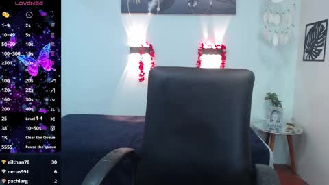 Snapshot of hilaryclowerx chatting on March 12, 2025, 9:55 am H I L A R Y online show from March 12, 2025, 9:55 am