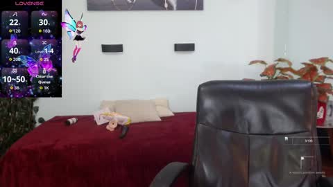 Snapshot of hilaryclowerx chatting on September 24, 2025, 3:10 am H I L A R Y online show from September 24, 2025, 3:10 am