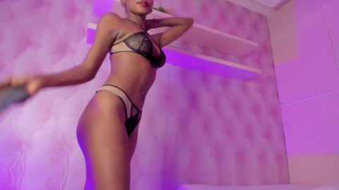  Hillary  online show from February 20, 2025, 8:50 am