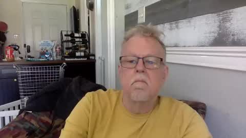 TwoDaddies online show from December 20, 2025, 5:09 pm