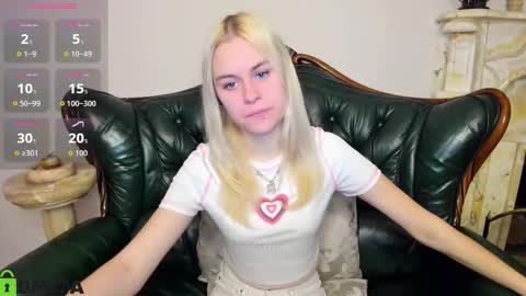 hilleva online show from October 25, 2025, 7:38 am