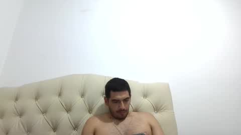 Hi moreno online show from November 6, 2025, 6:36 am