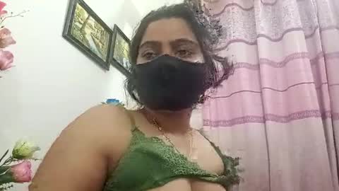 himuhimu22 online show from March 11, 2025, 2:18 pm